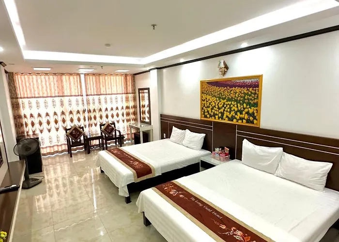 Gold Hotel